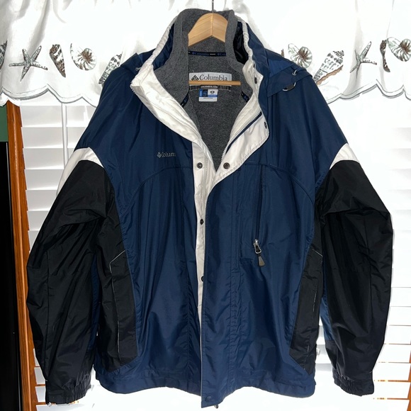 Columbia Other - Blue, White, & Grey Men’s Columbia Winter Coat